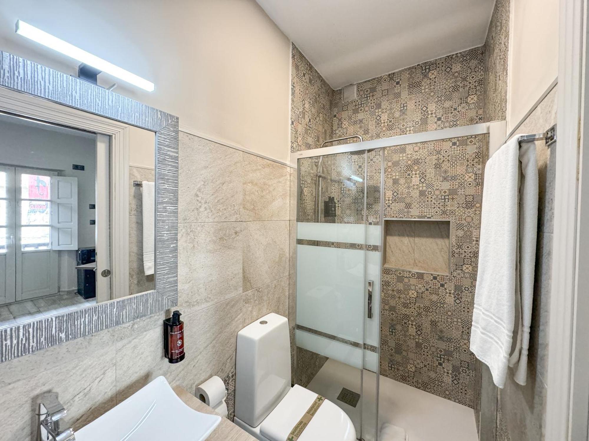 Akla Suites Con Jacuzzi Santillana Santillana del Mar Exterior photo